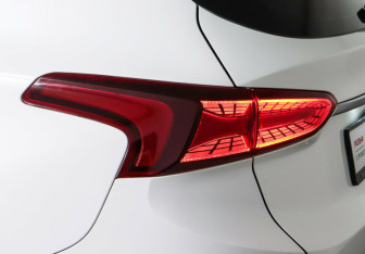 Подержанный автомобиль Hyundai Santa Fe 2018 года (8 фото)