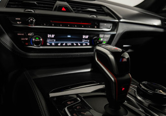 Подержанный автомобиль BMW M5 Sedan 2018 года (21 фото)