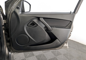 Подержанный автомобиль LADA (ВАЗ) Granta Sedan 2020 года (24 фото)