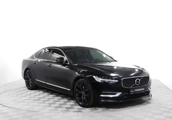 Подержанный автомобиль Volvo S90 2019 года (3 фото)