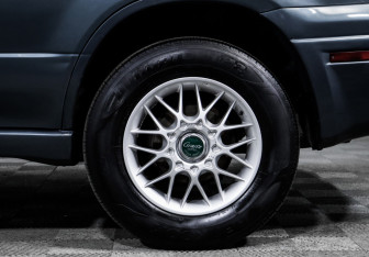 Подержанный автомобиль Mitsubishi Outlander 2003 года (15 фото)