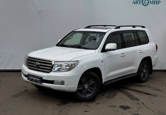 Подержанный автомобиль Toyota Land Cruiser Suv 2011 года (1 фото)