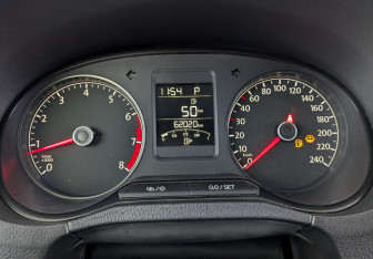 Подержанный автомобиль Volkswagen Polo Sedan 2019 года (16 фото)