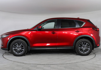 Подержанный автомобиль Mazda CX-5 2020 года (8 фото)
