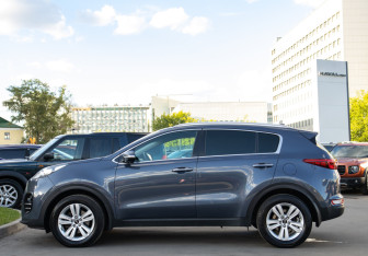 Подержанный автомобиль Kia Sportage 2017 года (6 фото)