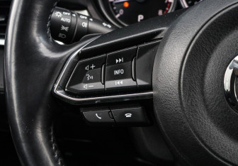 Подержанный автомобиль Mazda 6 Sedan 2019 года (28 фото)