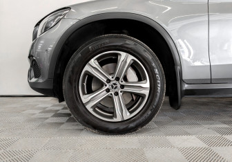 Подержанный автомобиль Mercedes-Benz GLC Coupe 2017 года (18 фото)