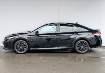 Подержанный автомобиль Toyota Camry Sedan 2020 года (8 фото)