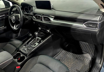 Подержанный автомобиль Mazda CX-5 2023 года (10 фото)