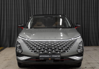 Подержанный автомобиль Omoda C5 2022 года (2 фото)