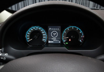 Подержанный автомобиль Jaguar XF Sedan 2008 года (13 фото)