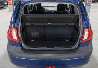 Подержанный автомобиль Hyundai Getz 2006 года (10 фото)