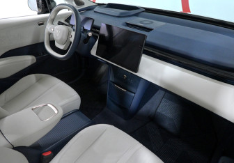 Подержанный автомобиль Zeekr X 2023 года (9 фото)