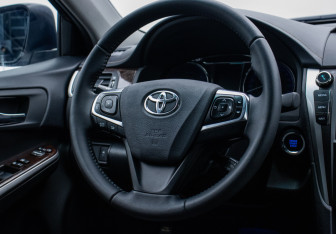 Подержанный автомобиль Toyota Camry Sedan 2018 года (15 фото)