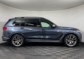 Подержанный автомобиль BMW X7 2020 года (6 фото)
