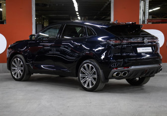 Подержанный автомобиль Changan UNI-K 2023 года (7 фото)