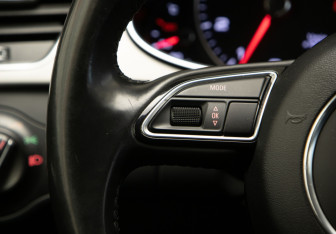 Подержанный автомобиль Audi A4 Sedan 2013 года (12 фото)