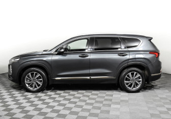 Подержанный автомобиль Hyundai Santa Fe 2020 года (3 фото)