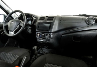 Подержанный автомобиль LADA (ВАЗ) Granta Wagon 2019 года (7 фото)