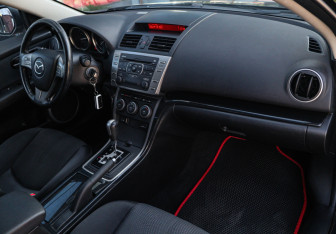 Подержанный автомобиль Mazda 6 Liftback 2008 года (7 фото)
