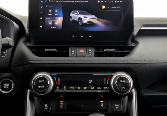 Новый Toyota RAV4 2025 (11 фото)