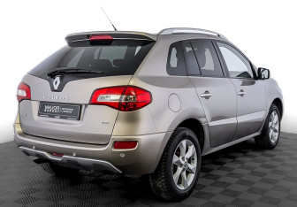 Подержанный автомобиль Renault Koleos 2013 года (5 фото)