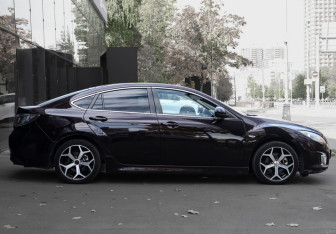 Подержанный автомобиль Mazda 6 Liftback 2008 года (4 фото)