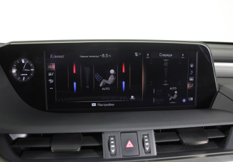 Подержанный автомобиль Lexus ES 2019 года (37 фото)