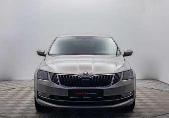 Подержанный автомобиль Skoda Octavia Liftback 2020 года (8 фото)