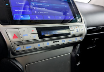 Подержанный автомобиль Toyota Land Cruiser Prado 2021 года (29 фото)