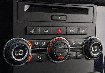 Подержанный автомобиль Land Rover Range Rover Sport 2013 года (20 фото)