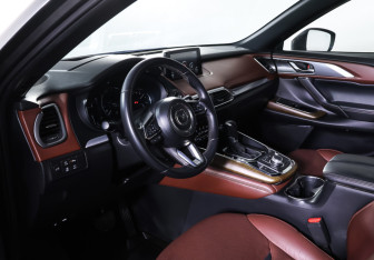 Подержанный автомобиль Mazda CX-9 2019 года (15 фото)