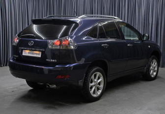 Подержанный автомобиль Lexus RX 2008 года (5 фото)