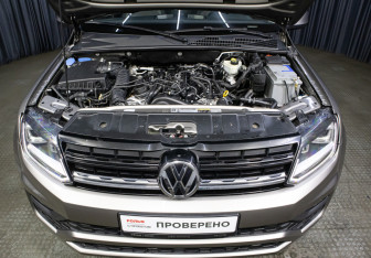 Подержанный автомобиль Volkswagen Amarok 2018 года (9 фото)