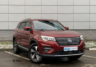 Подержанный автомобиль Changan CS75 2022 года (3 фото)