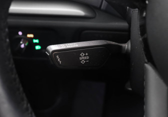 Подержанный автомобиль Audi A3 Sedan 2018 года (16 фото)