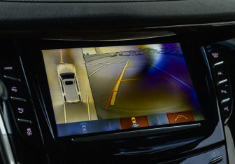 Подержанный автомобиль Cadillac Escalade Suv 2017 года (16 фото)