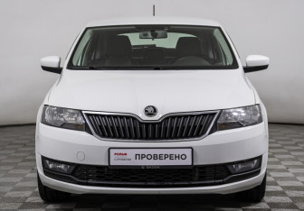 Подержанный автомобиль Skoda Rapid Liftback 2017 года (2 фото)