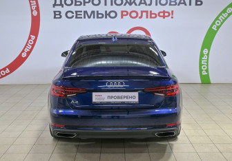 Подержанный автомобиль Audi A4 Sedan 2019 года (5 фото)