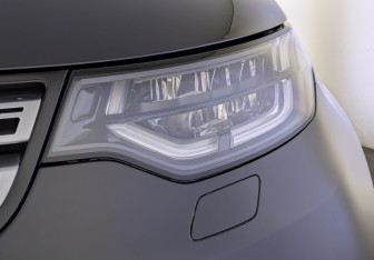 Подержанный автомобиль Land Rover Discovery 2017 года (11 фото)