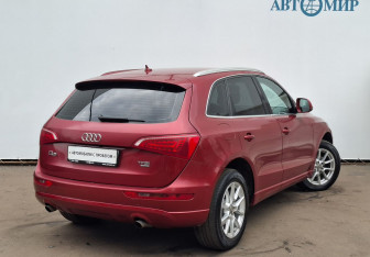 Подержанный автомобиль Audi Q5 2010 года (5 фото)