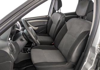 Подержанный автомобиль Renault Duster 2015 года (20 фото)