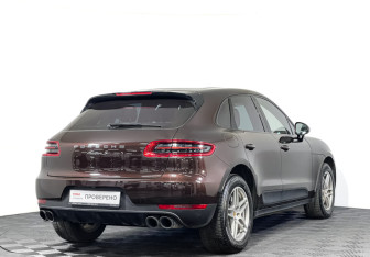 Подержанный автомобиль Porsche Macan 2017 года (5 фото)