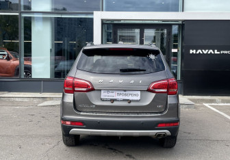 Подержанный автомобиль Haval H6 2019 года (6 фото)