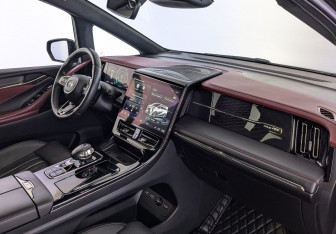 Подержанный автомобиль GAC M8 2024 года (13 фото)