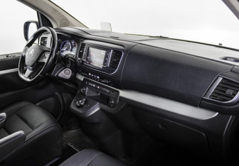 Подержанный автомобиль Citroen SpaceTourer 2018 года (9 фото)