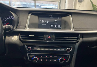 Подержанный автомобиль Kia Optima Sedan 2019 года (16 фото)