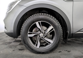 Подержанный автомобиль Renault Arkana 2019 года (18 фото)