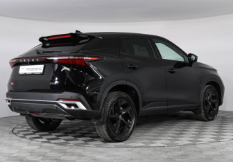 Подержанный автомобиль Omoda C5 2024 года (5 фото)