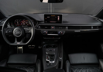 Подержанный автомобиль Audi A5 Liftback 2019 года (10 фото)